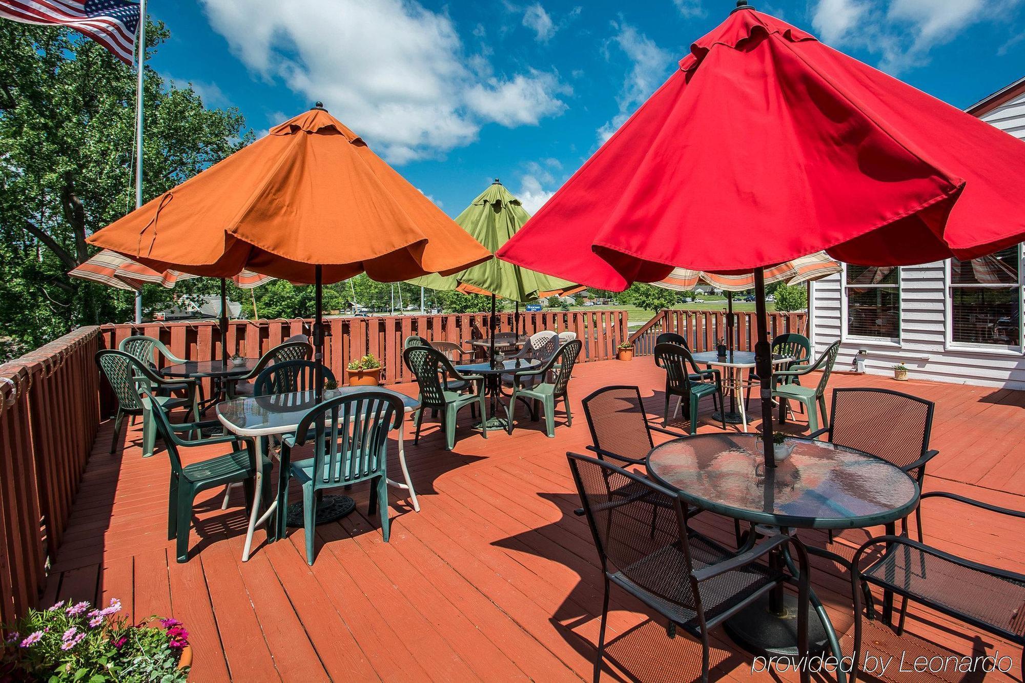 Rodeway Inn Lakeville Exterior foto
